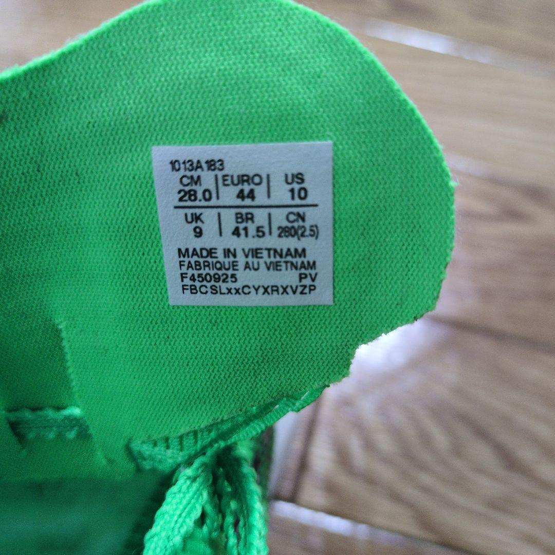 ASICS　マジックスピード５ ２８センチ
