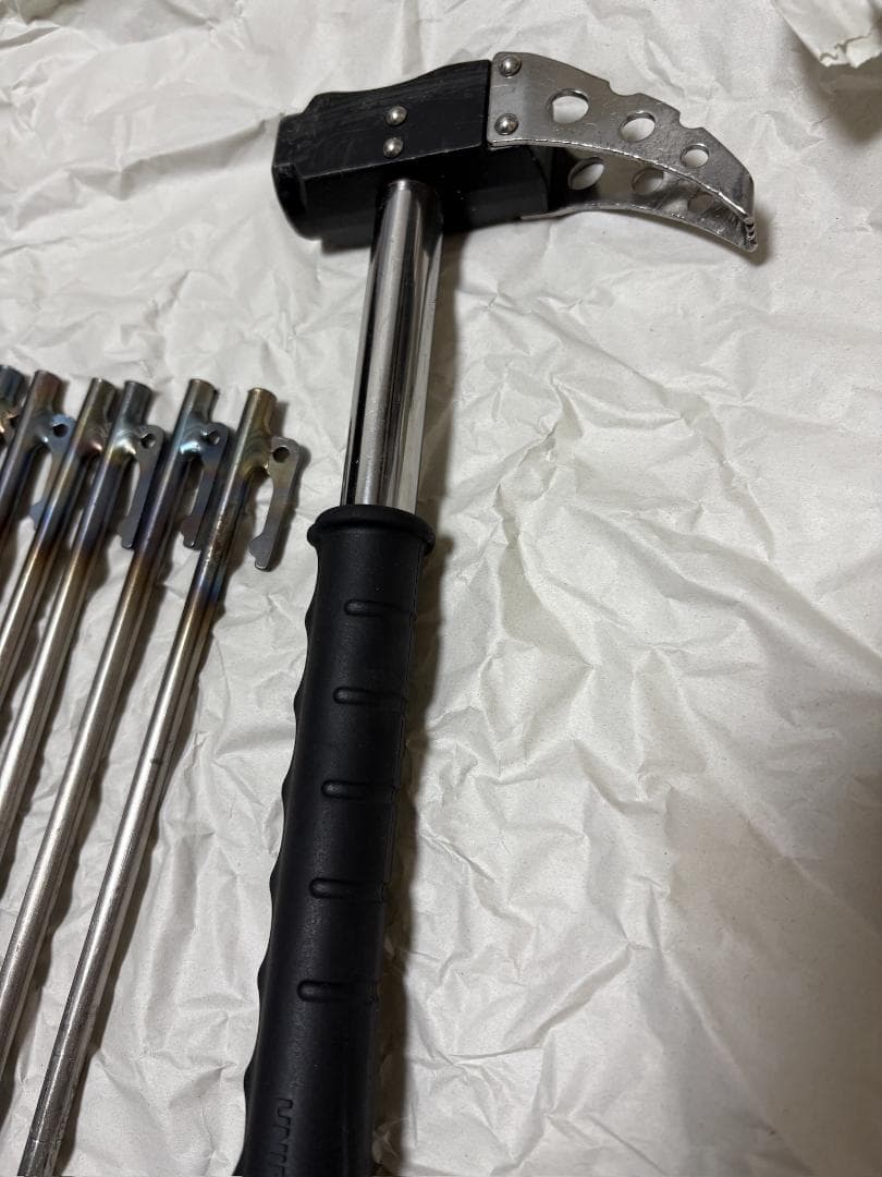 チタンペグ(30cm8本/24cm16本)とハンマー(UNIFLAME)のセット