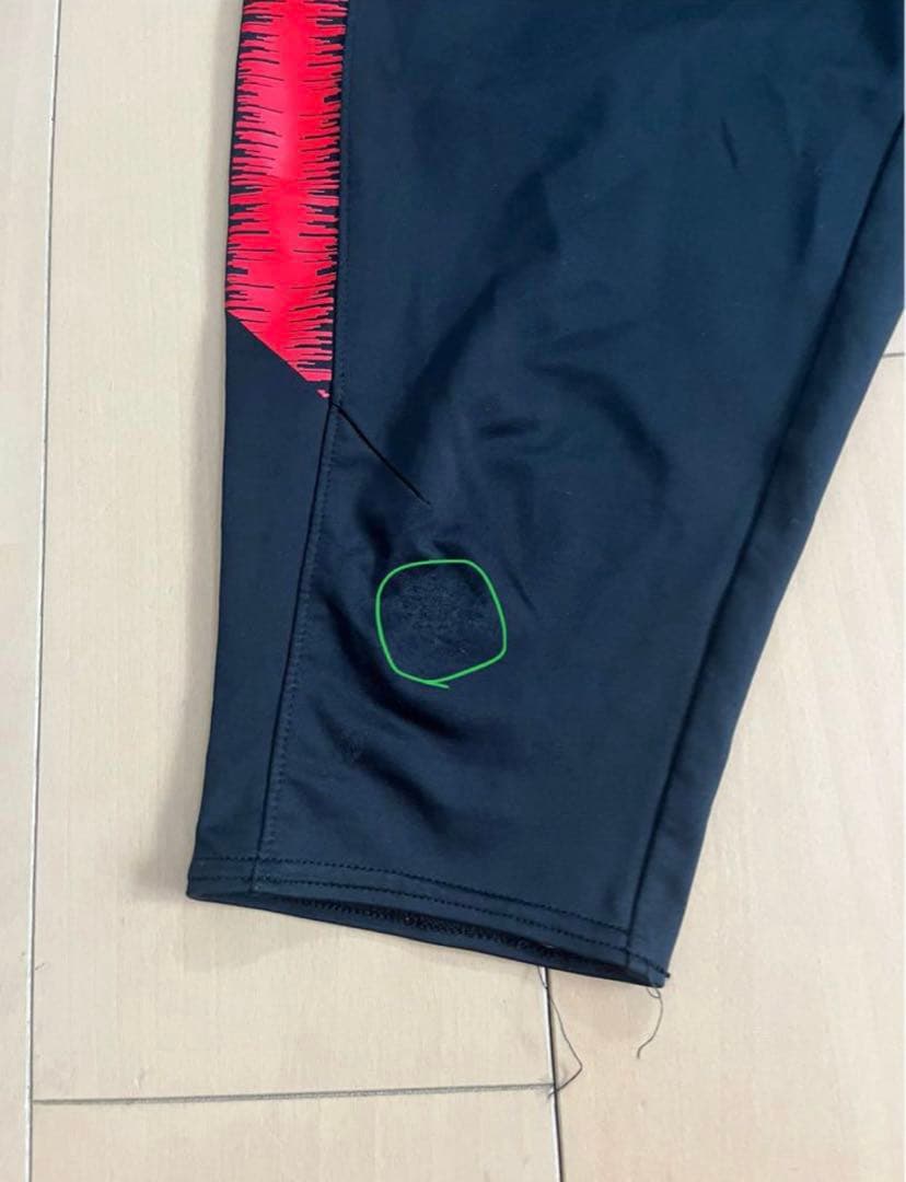サンフレッチェ広島Nike 選手実使用ハーフパンツ Mサイズ ブラック/レッド