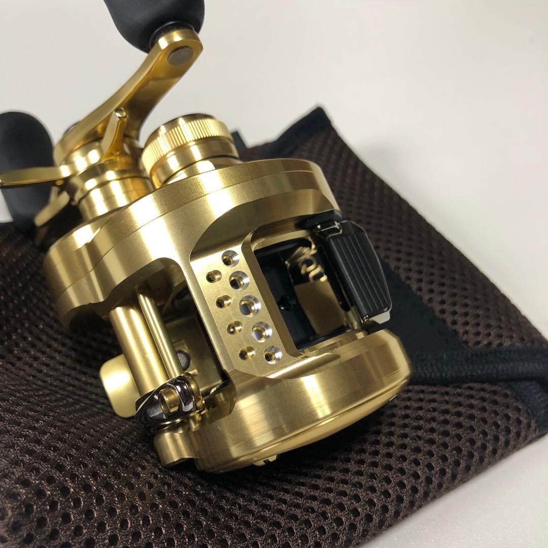 21 シマノ カルカッタコンクエスト 100HG 右ハンドル　極美品！
