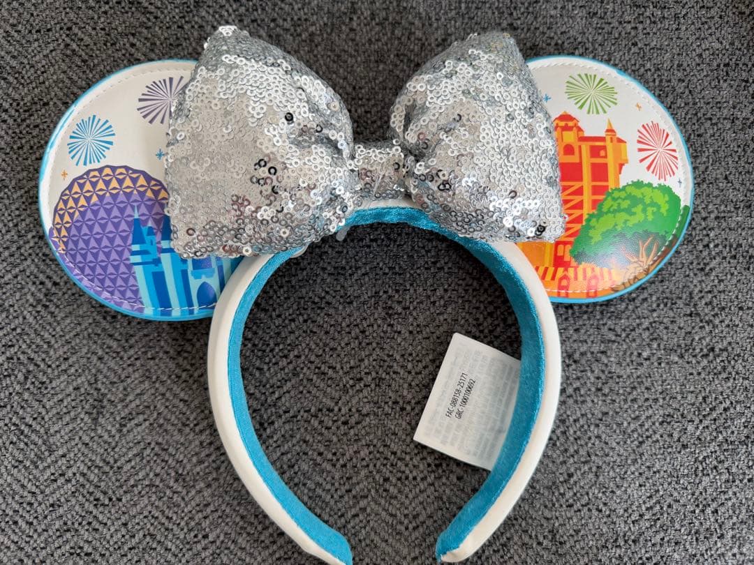 ディズニーワールド　カチューシャ 2個セット