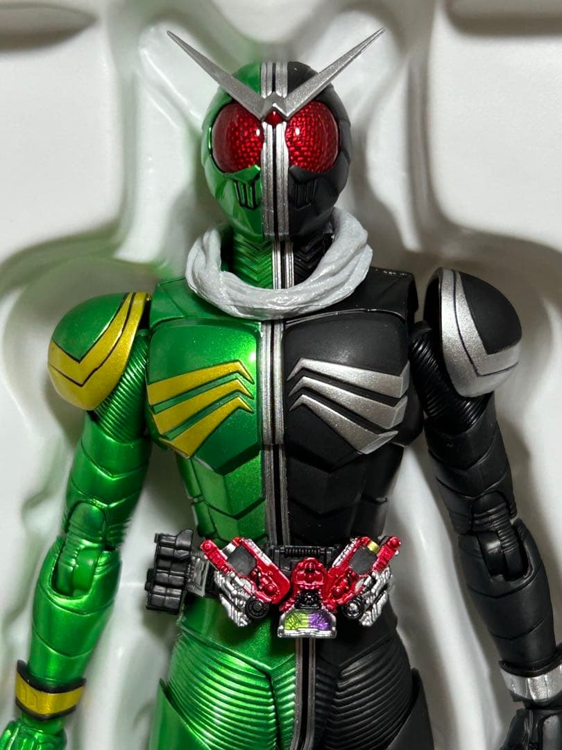 S.H.Figuarts 真骨彫製法　仮面ライダーW サイクロンスカル