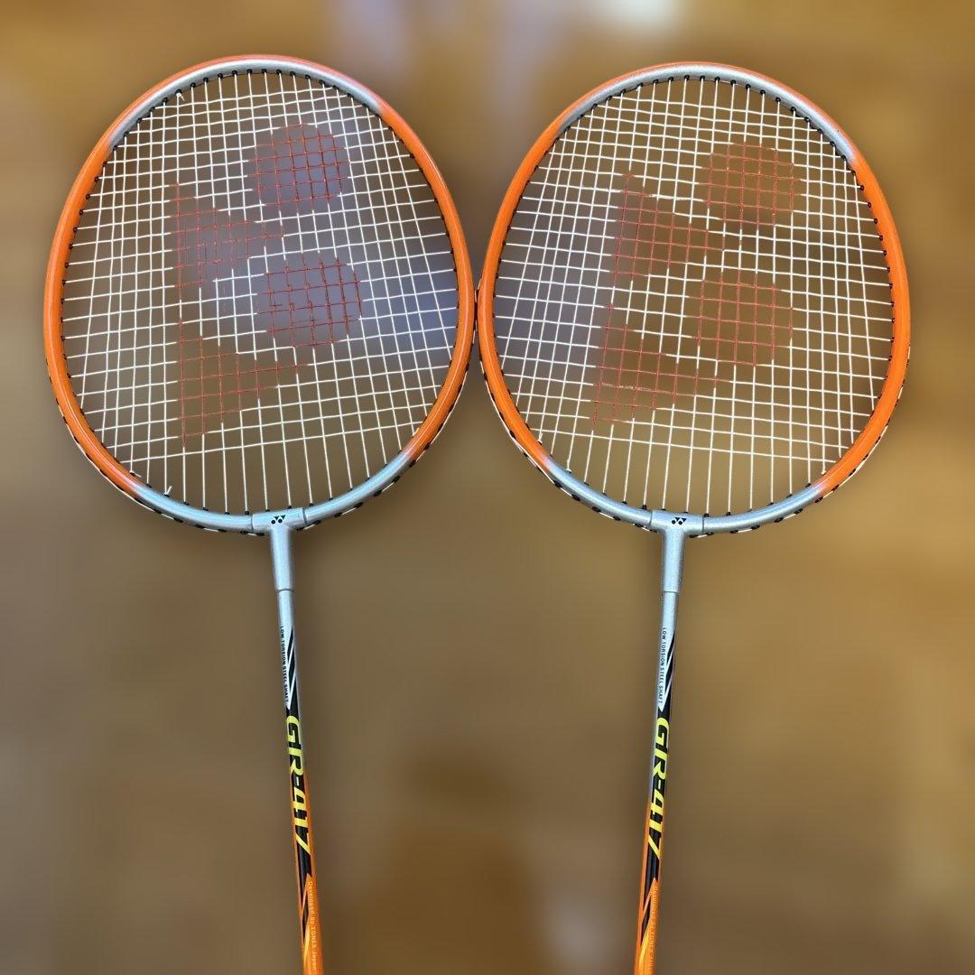 【美品】YONEX ヨネックス GR417 バドミントン ラケット2本セット
