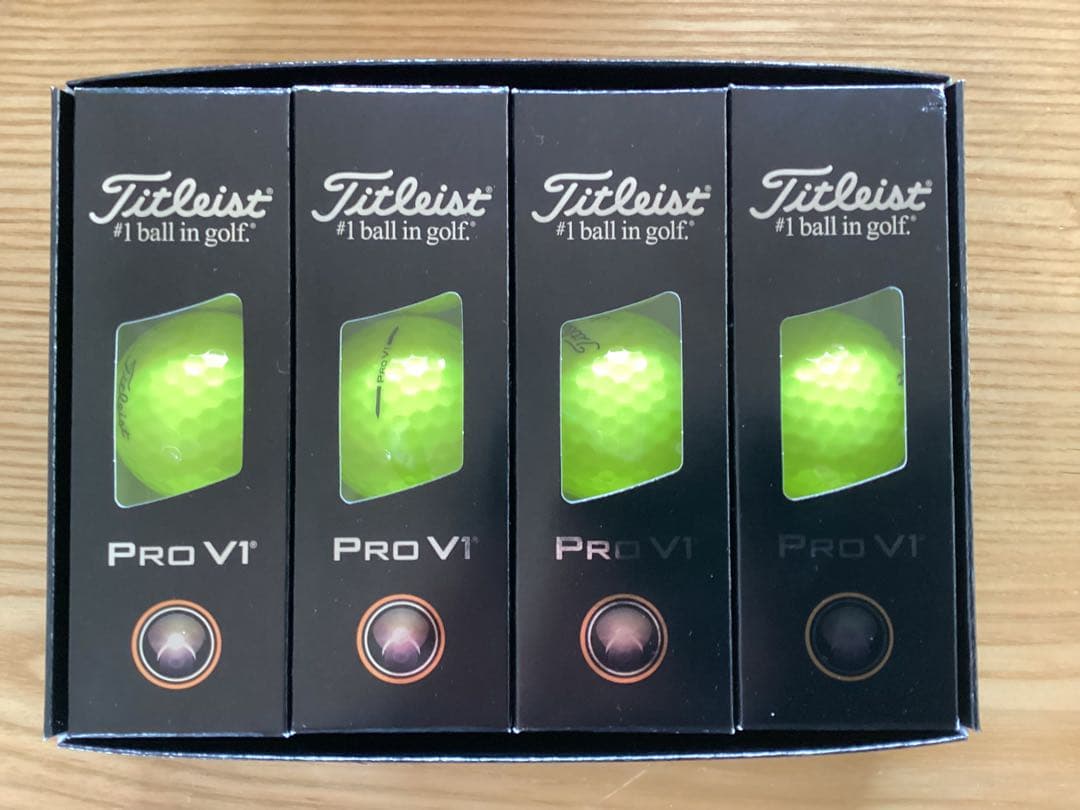 タイトリストPROＶ１ゴルフボールイエロー
