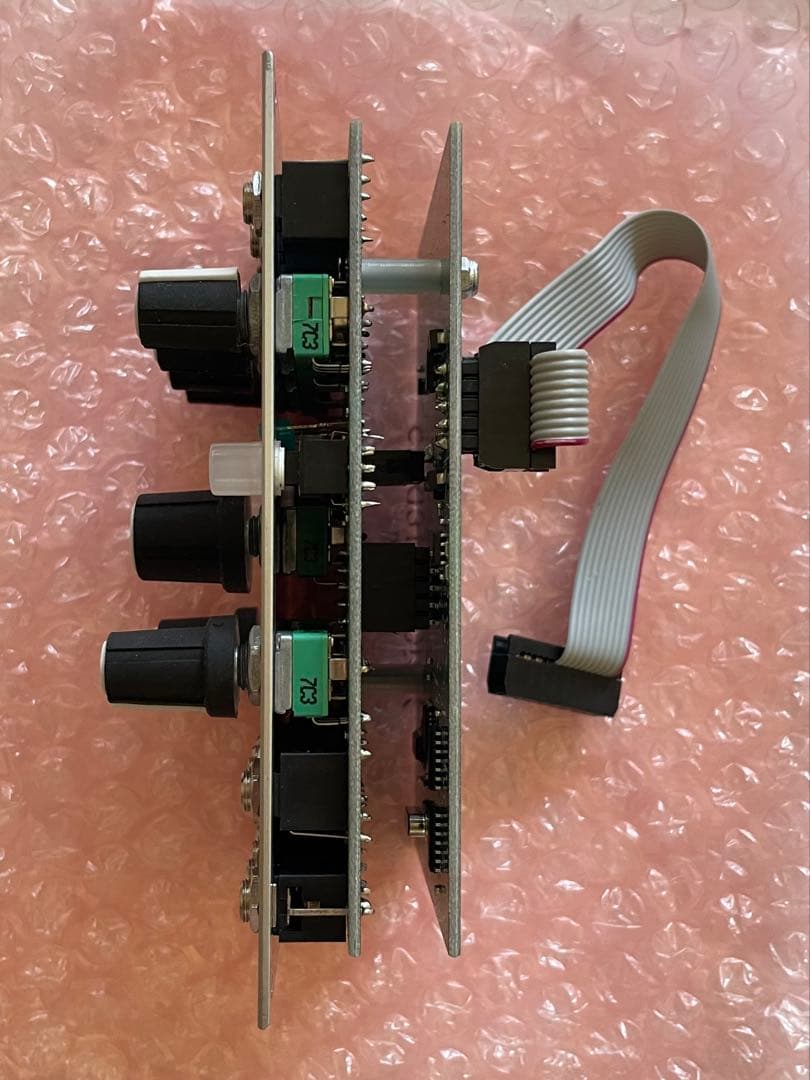 QU-BIT Electronics Chance モジュラーシンセサイザー