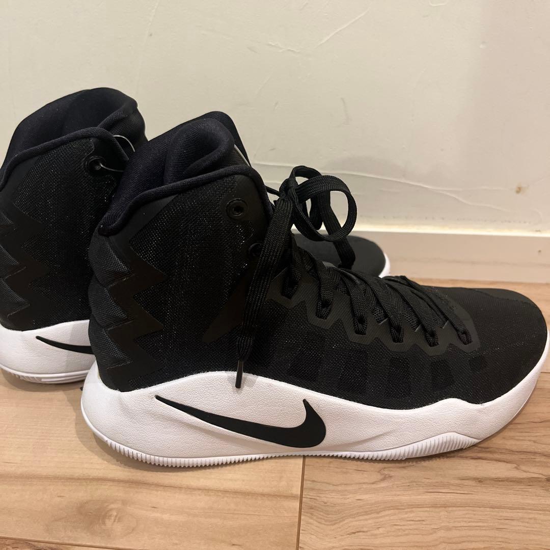 Nike Hyperdunk ブラック/ホワイト 新品未使用