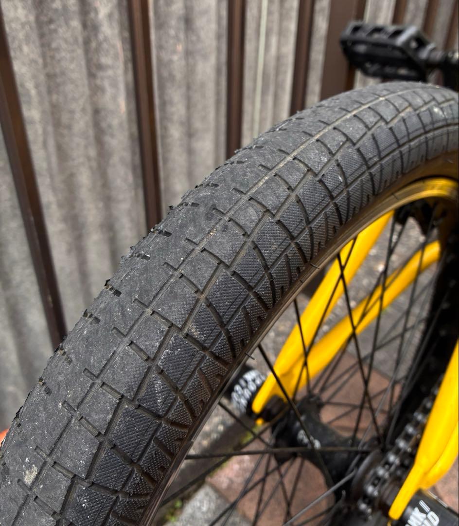 BMX ストリート　競技用　日本に一台　海外コラボ　　　手　40000円