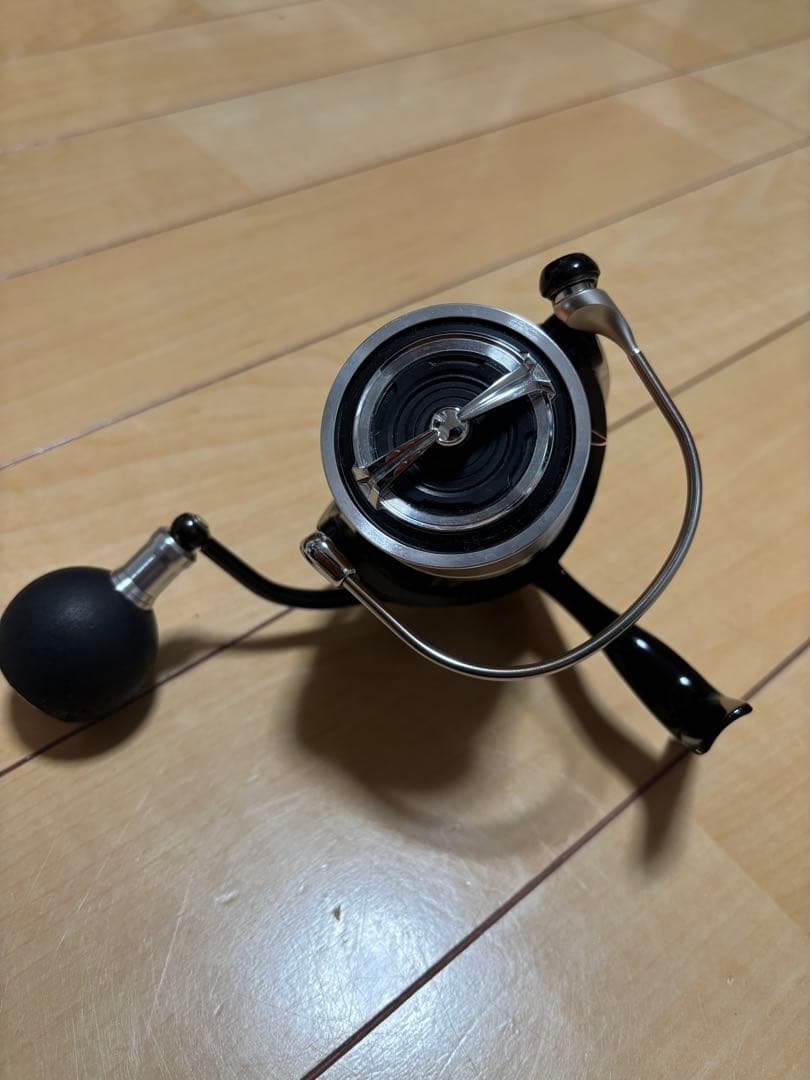 ダイワ　Daiwa スピニングリール　19レグザ　5000番