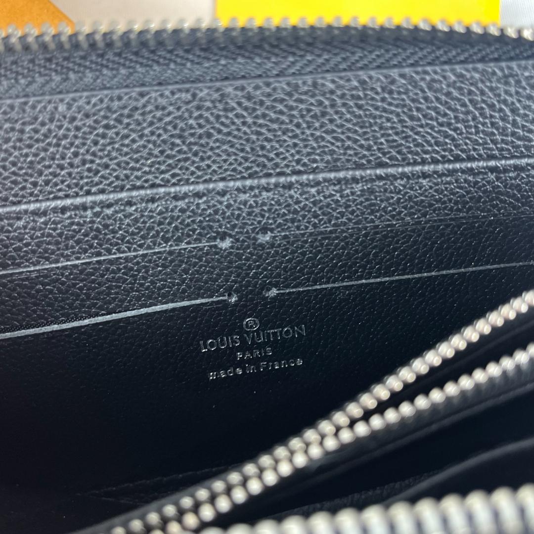 【箱付き】LOUIS VUITTON ルイヴィトン　長財布 ノベルティ