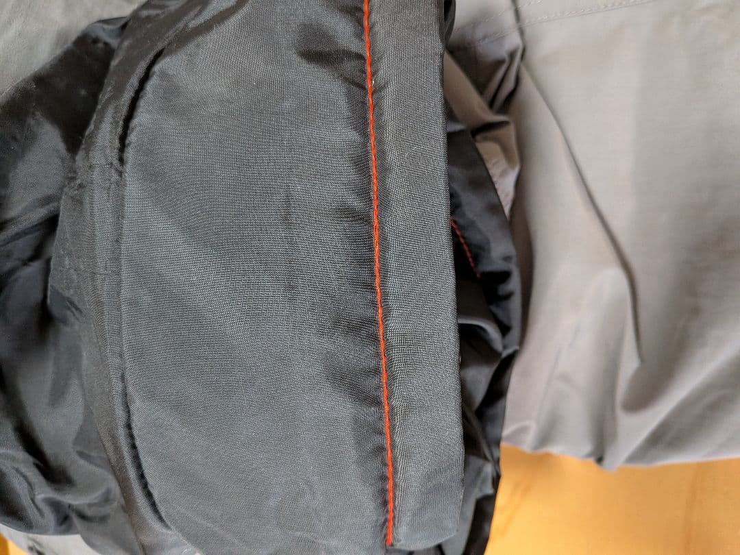 Burton スノーボードウェア 子供用 Mサイズ　※値下げしました
