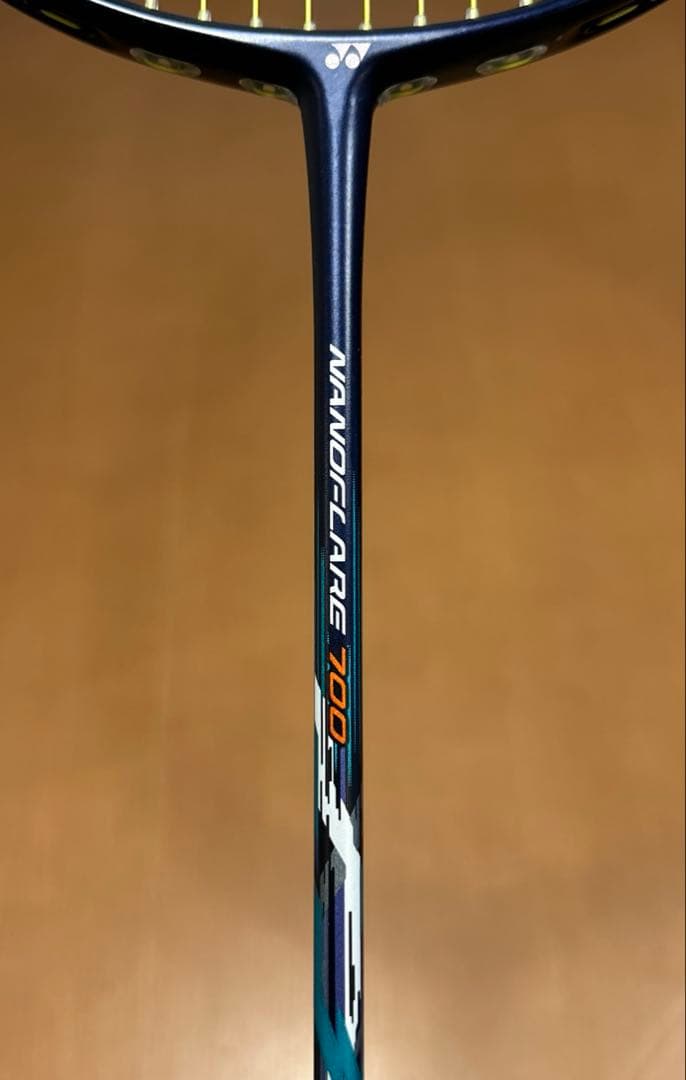 ラケット YONEX nanoflare700