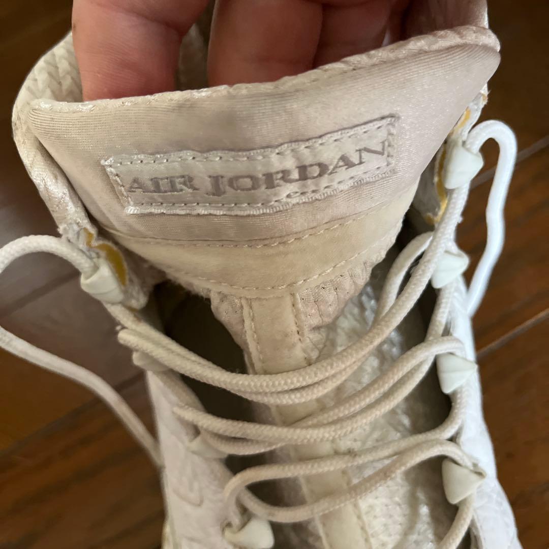 AIR JORDANホワイト バスケットボールシューズ