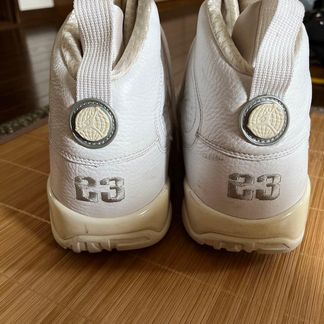 AIR JORDANホワイト バスケットボールシューズ