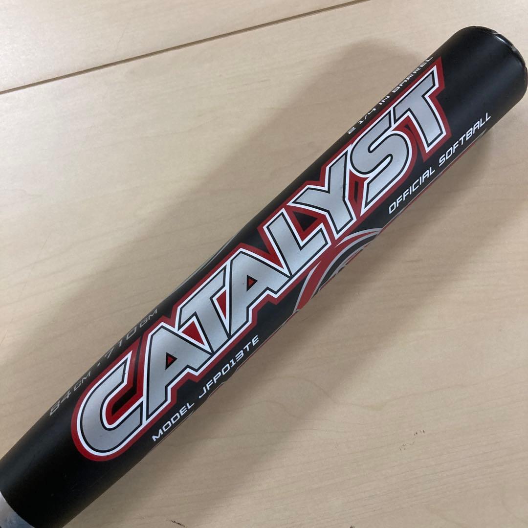 【極美品】CATALYST Ti ソフトボール バット 84cm 3号 2013