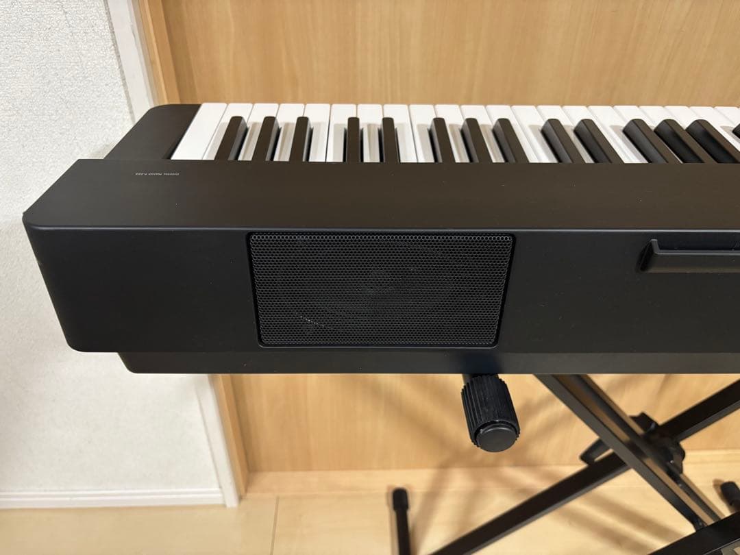 美品！ヤマハ 電子ピアノ P-225B 88鍵、スタンド、FC-35ペダル付