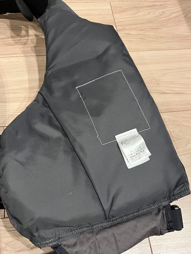 モンベル アングラー L / XL ライフジャケット1127569