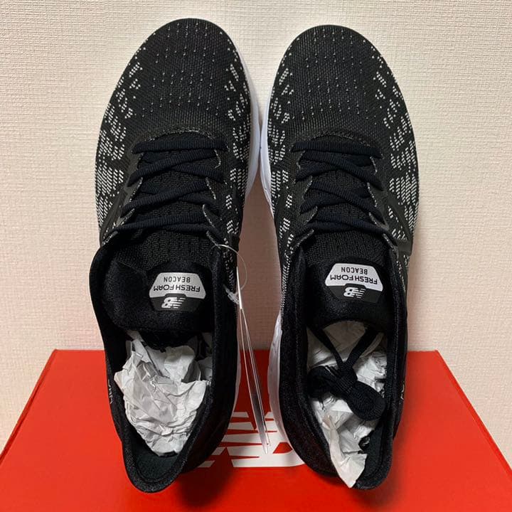 ニューバランス　ランニングシューズ
