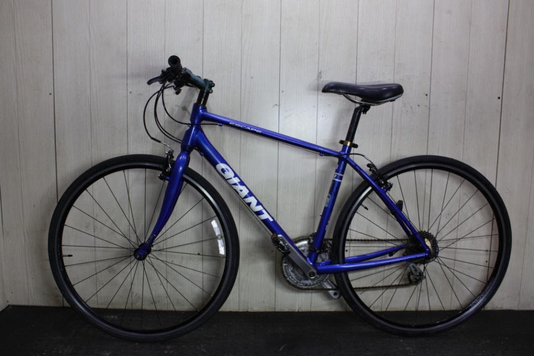 GIANT ESCAPE R3 700C アルミ 24速 470mm 青クロス