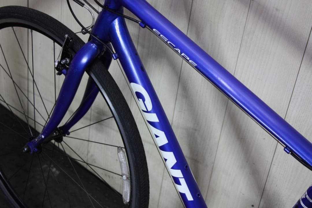 GIANT ESCAPE R3 700C アルミ 24速 470mm 青クロス