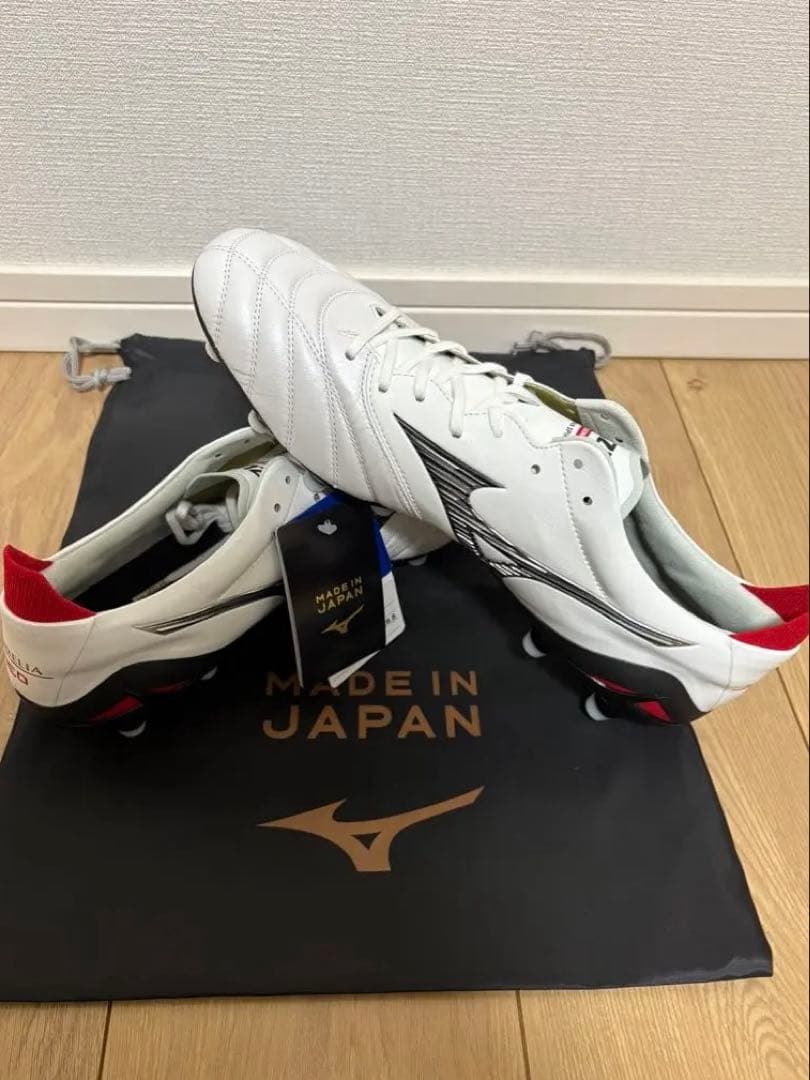【新品未使用】Mizuno Morelia NEO4 28.5cm