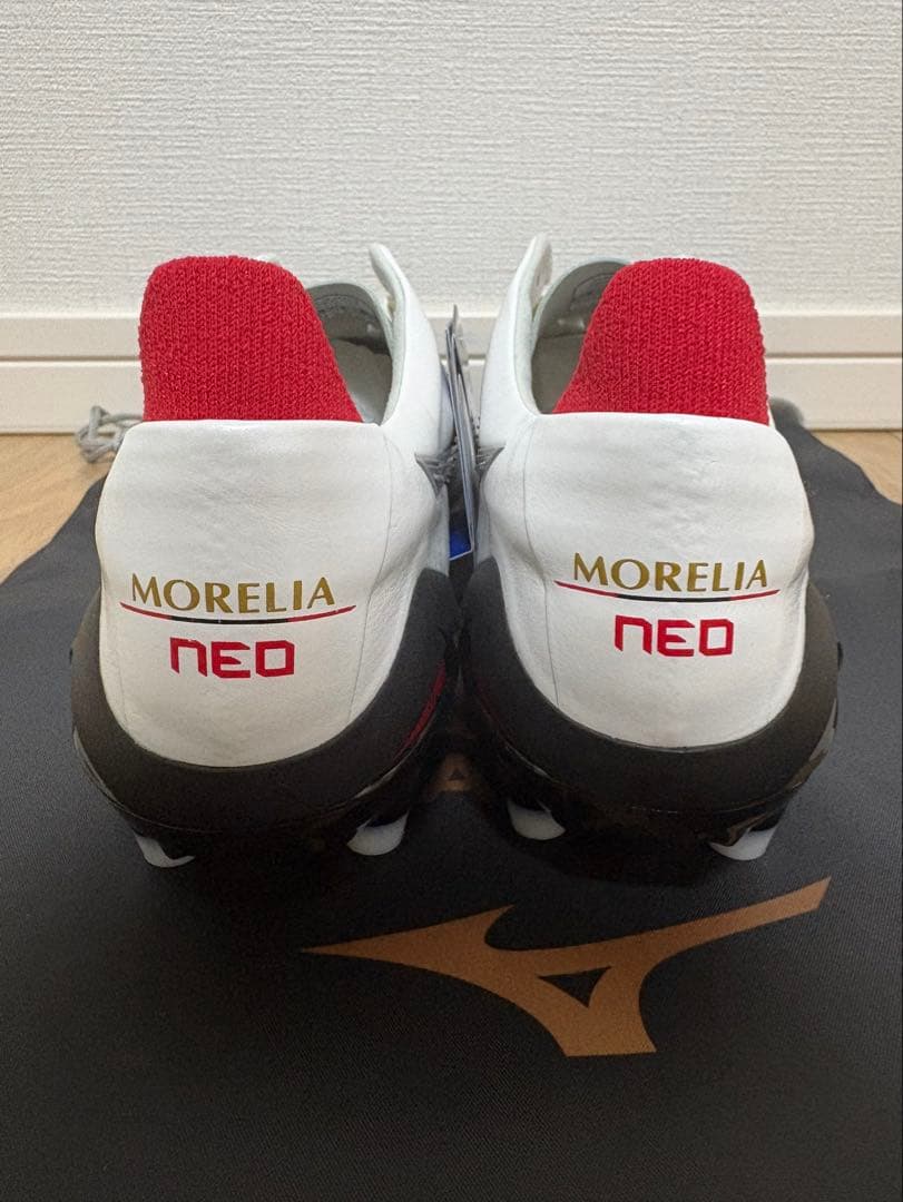 【新品未使用】Mizuno Morelia NEO4 28.5cm