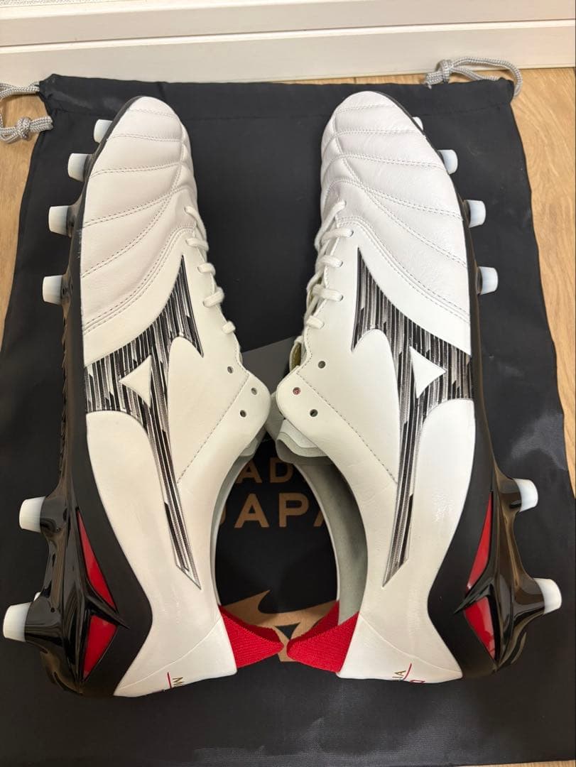 【新品未使用】Mizuno Morelia NEO4 28.5cm