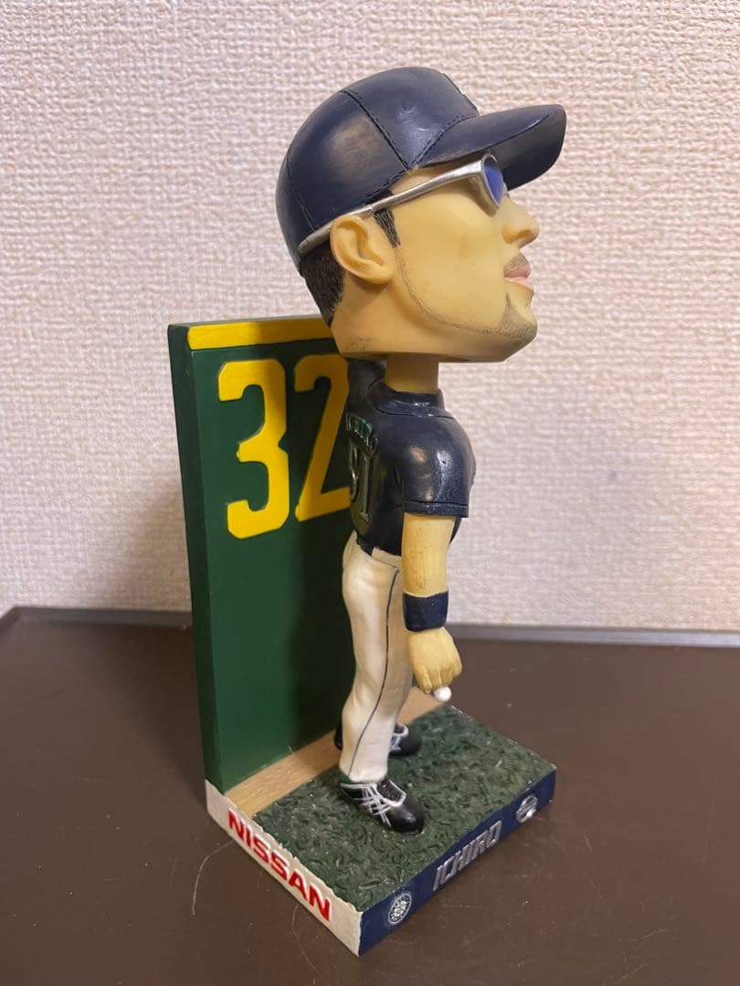 希少❗️イチロー　2003年　セイフィコフィールド　球場配布ボブルヘッド