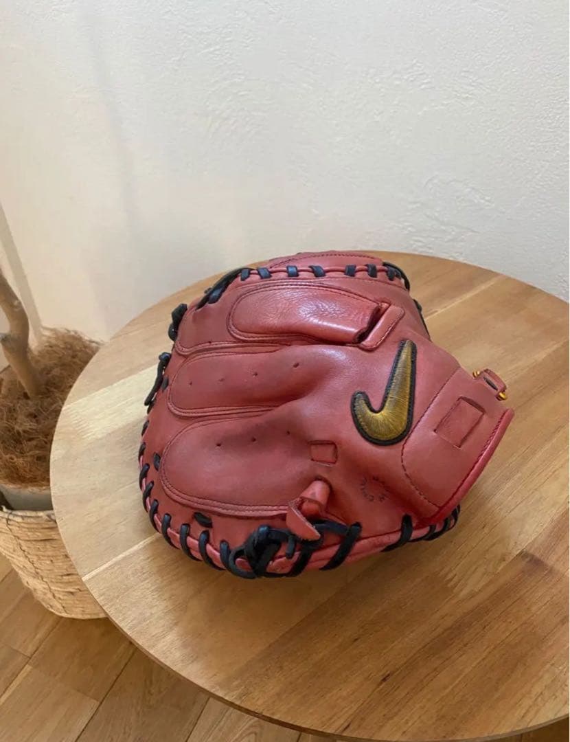 美品　NIKE 軟式キャッチャーミット　シグネチャー城島モデル