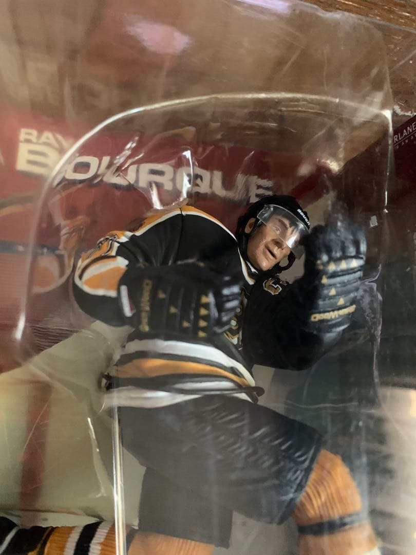 マクファーレントイズ NHL Ray Bourque レイボーク