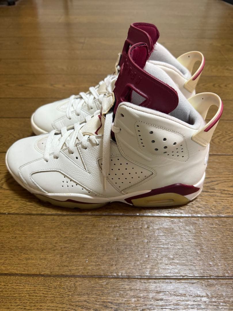 Nike Air Jordan 6 ホワイト/マルーン