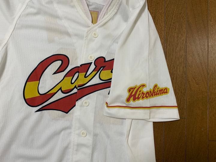 カープ 前田選手ハイクオリティユニフォーム 未使用 L レア物