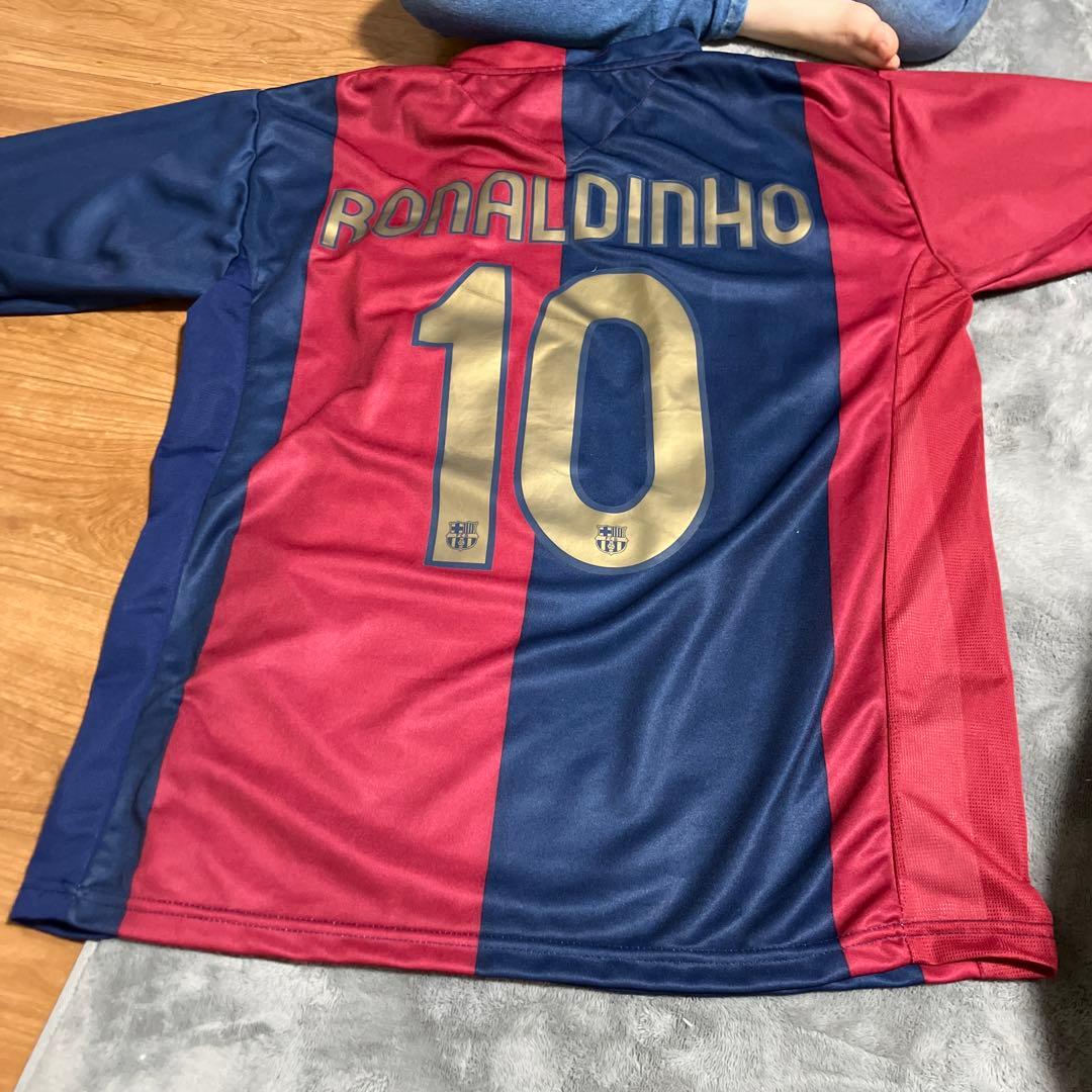 W*r様 FC Barcelona RONALDINHO 10 シャツ