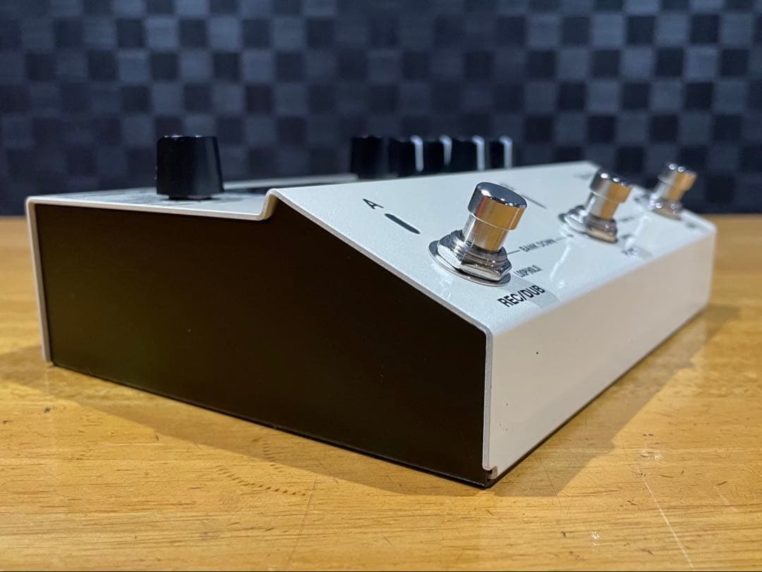 BOSS DIGITAL DELAY DD-500 デジタル ディレイ
