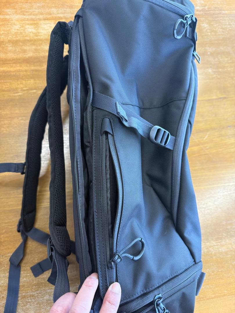 adidas OPSバックパック(IK4791) 35L/ブラック