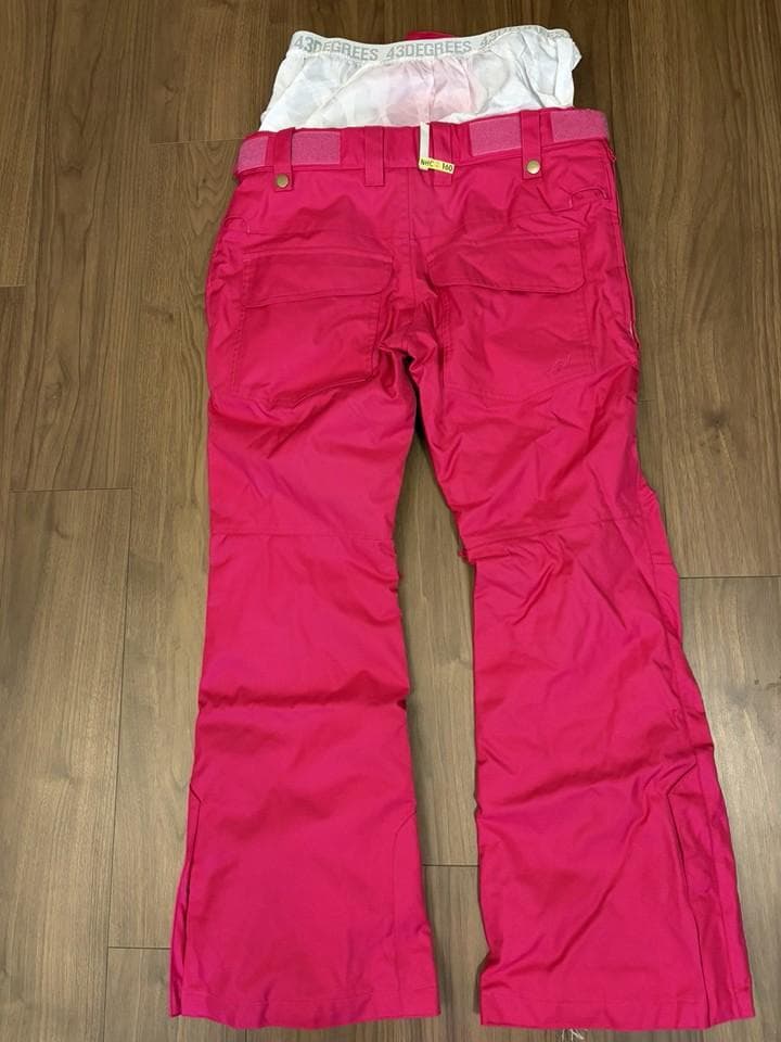 【超美品】上下スノーボードウェア 女性用＿サイズ：上下ともにS