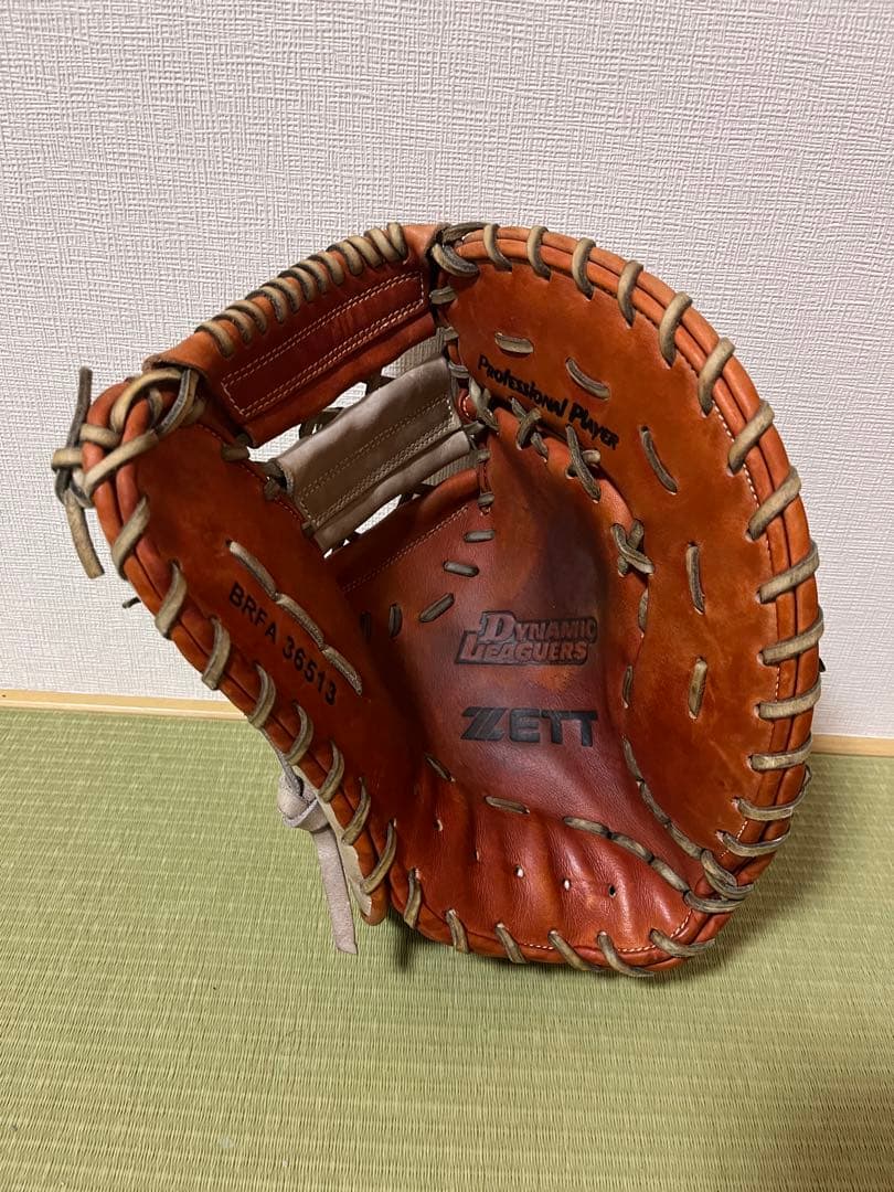 ジャイアン　ゼット軟式ファーストミット　大人グローブグラブZEET 一塁