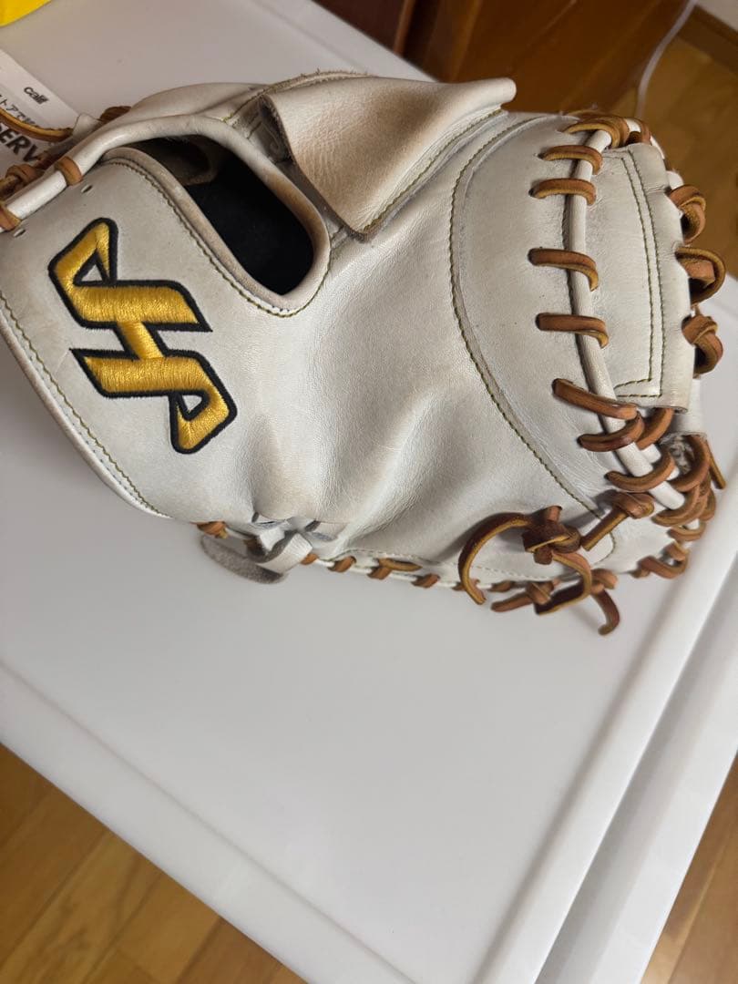 ハタケヤマ　キャッチャーミット　 ホワイト 硬式野球グローブ