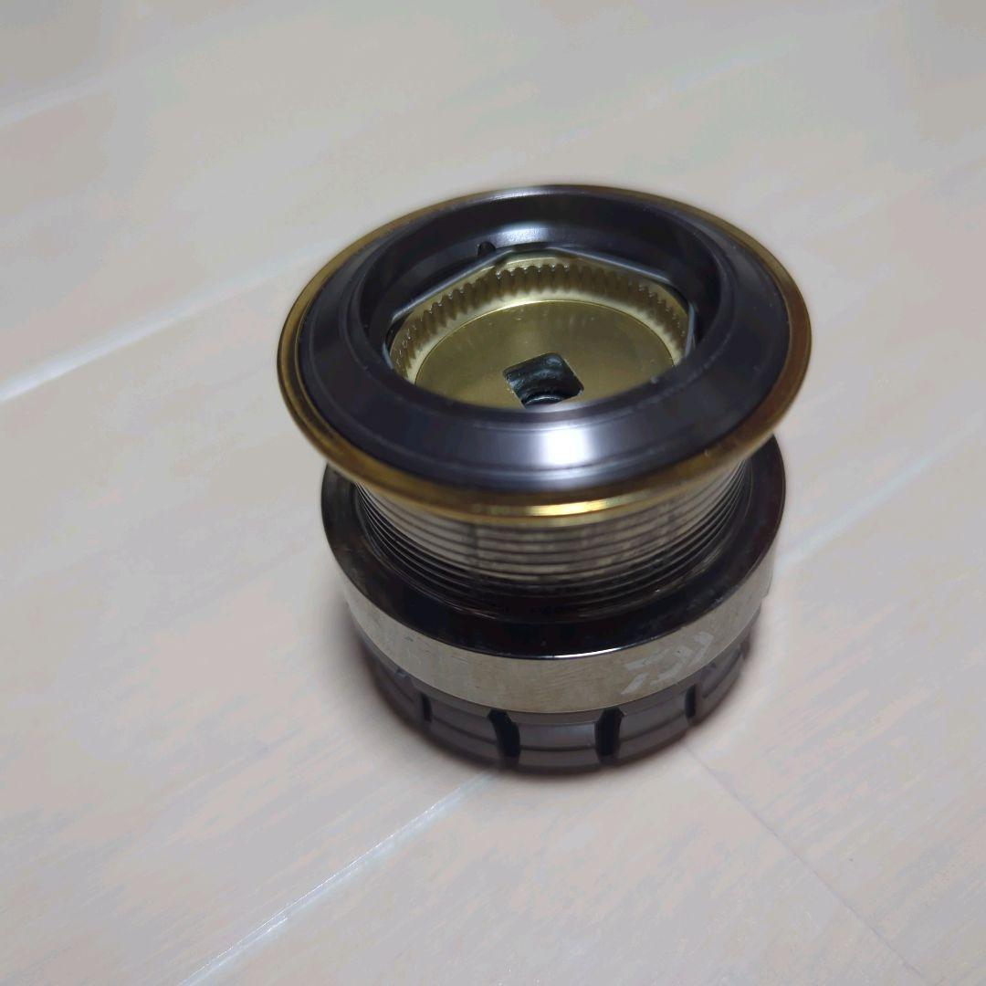 ダイワ 15 ルビアス 2508PE-H 純正スプール DAIWA LUVIAS