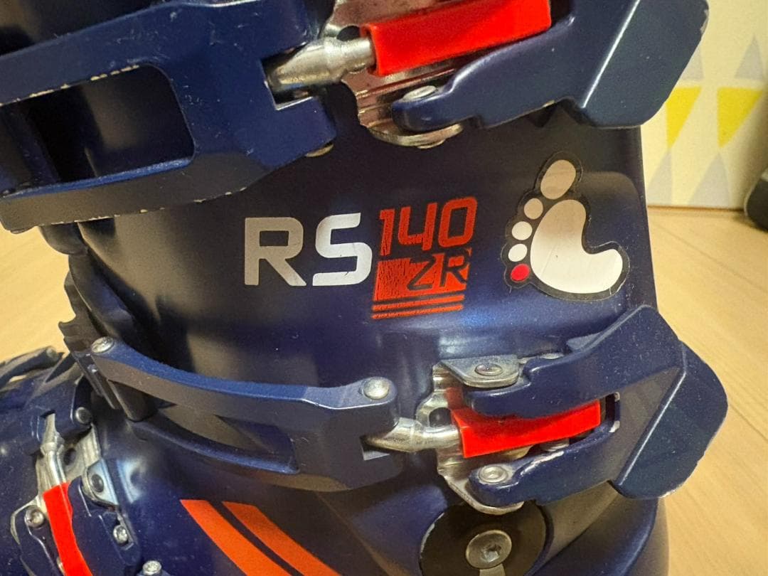 WOLRD CUP RS140 ZR 25.5cm [23-24 モデル］