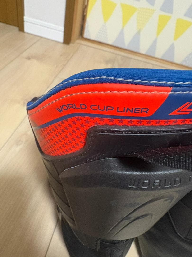 WOLRD CUP RS140 ZR 25.5cm [23-24 モデル］