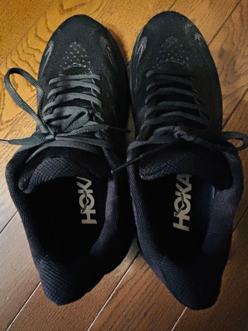 美品　Hoka ホカオネオネ クリフトン10スニーカー 26cmブラック