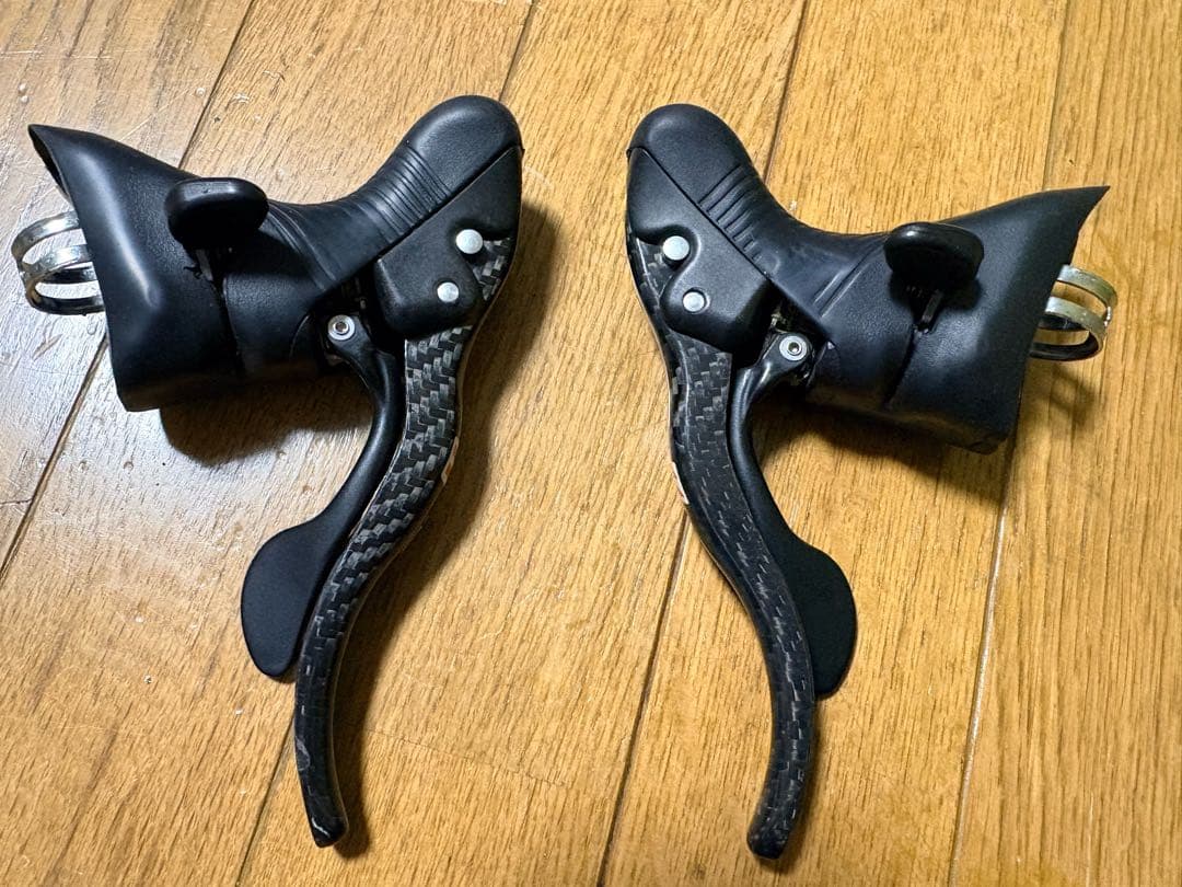 新品ブレーキシュー付き！Campagnolo レコード11速コンポーネントセット