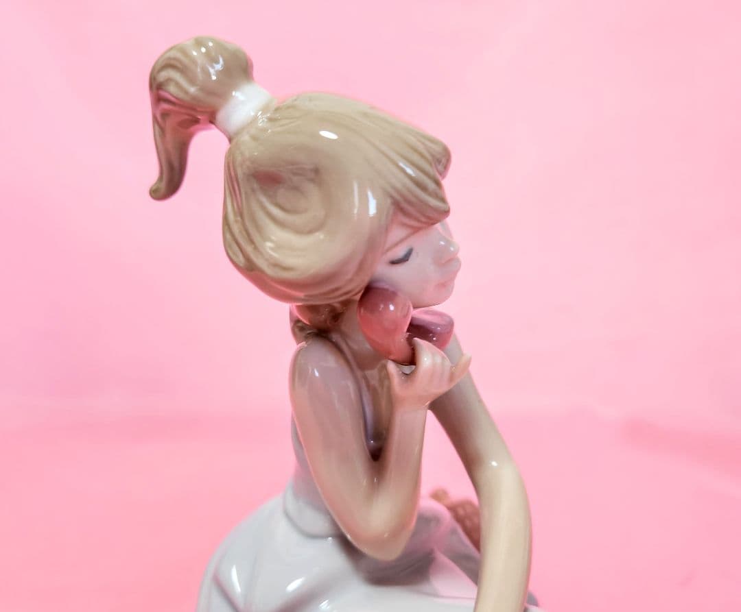 リヤドロ【美品】フィギュリン《大事な電話》No.5466〚希少・廃盤〛