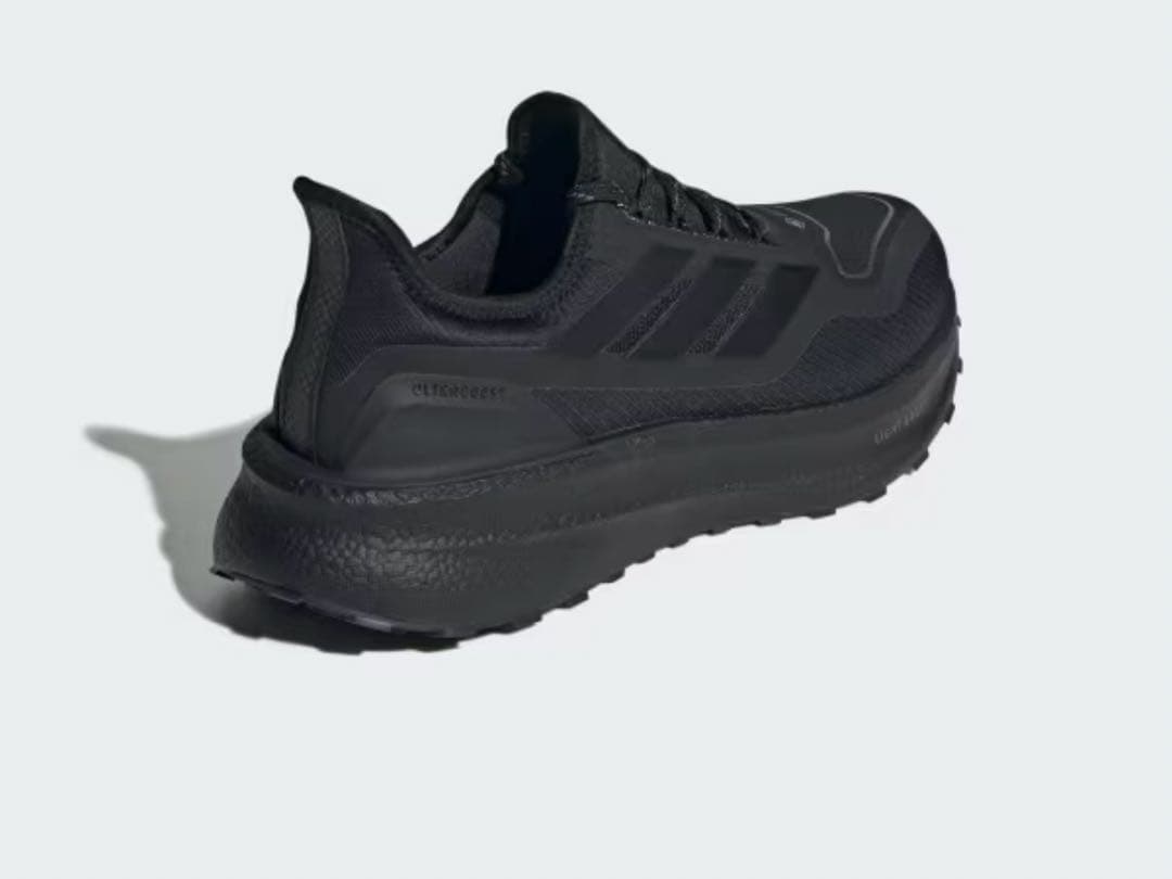 adidas アディダス　ULTRABOOST ランニングシューズ　23.5cm