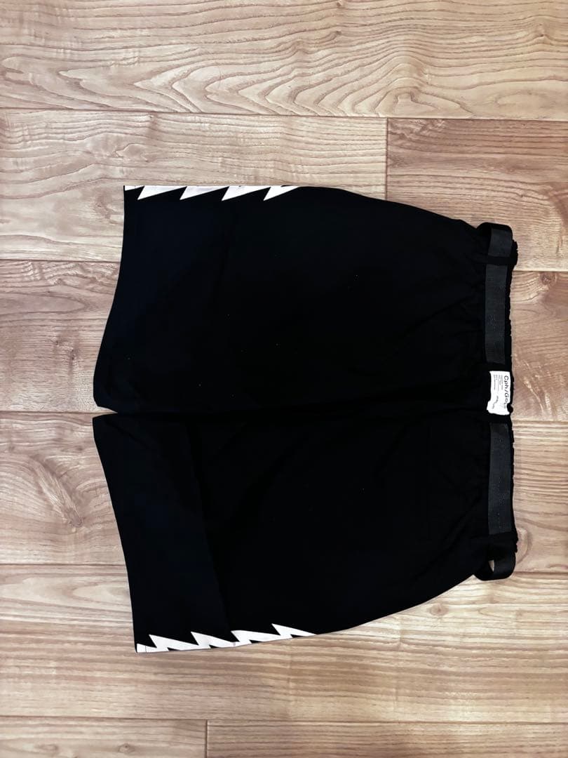THUNDER STRIPES ADJUSTABLE SHORT Mサイズ