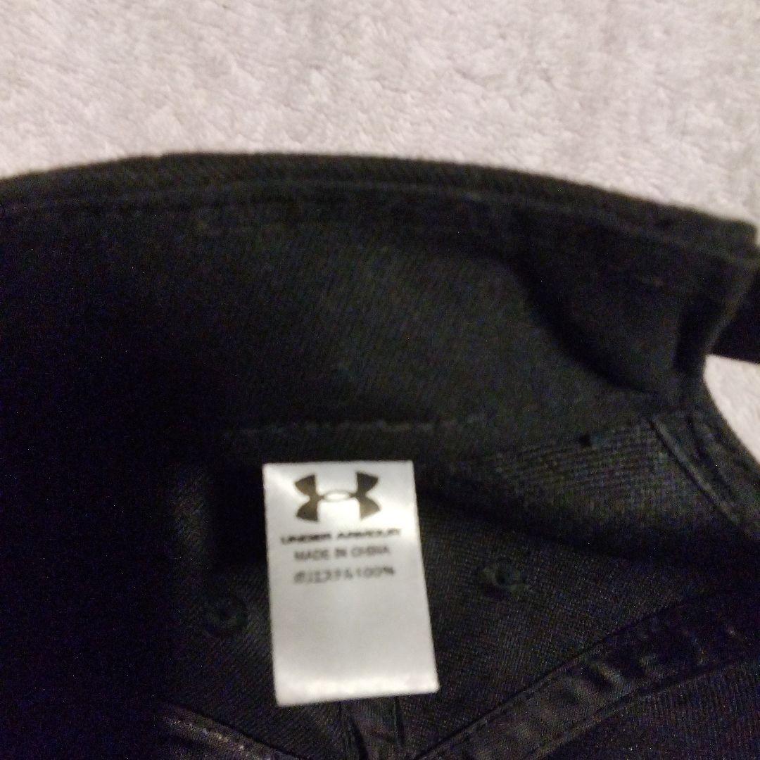 Under Armour 花柄キャップ 日本国旗刺繍