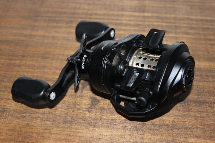 Abu Garcia アブガルシア LX992Z-L 左巻き ベイトリール