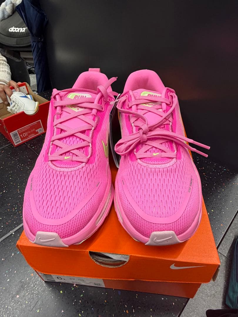 【 25cm】　Nike GS Vomero 18 \"Pink “