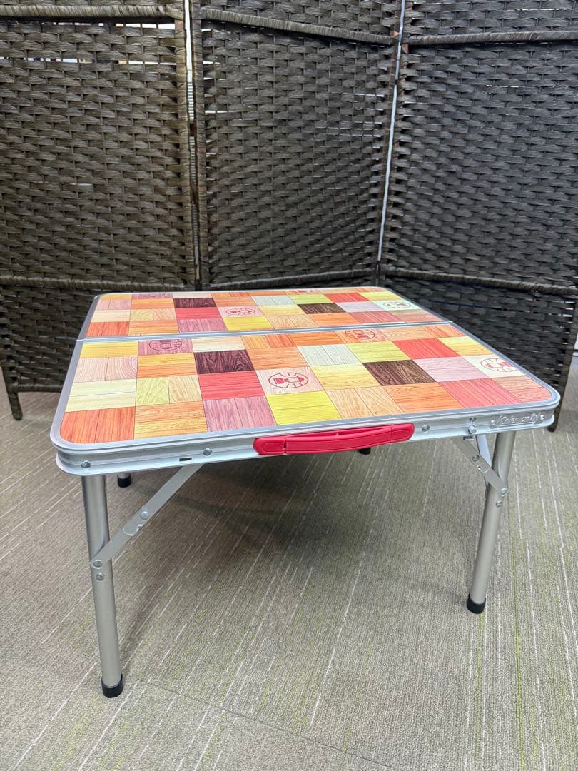 【美品】Coleman ナチュラルモザイク　リビングテーブル　60プラス