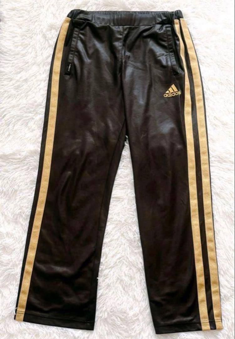 【adidas】ジャージ 上下セット ブラック×ゴールド　スポーツウェア S